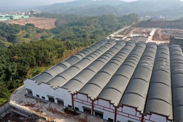 瀘州某酒業(yè)車間拱形屋頂工程